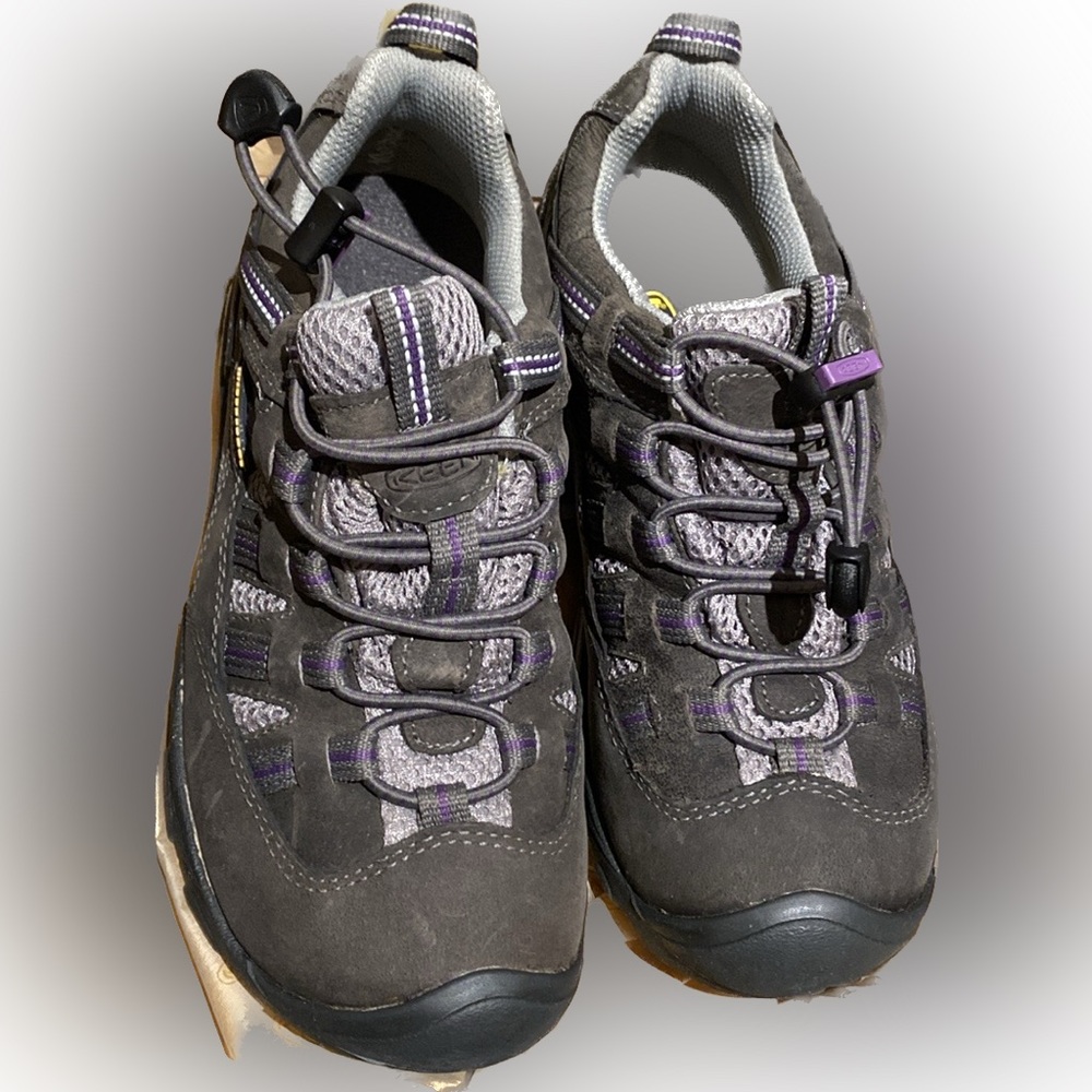 BRAND NEW in box Keen sneakers, Youth size US 3, purple and grey